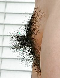 adriana chechik hairy nude model